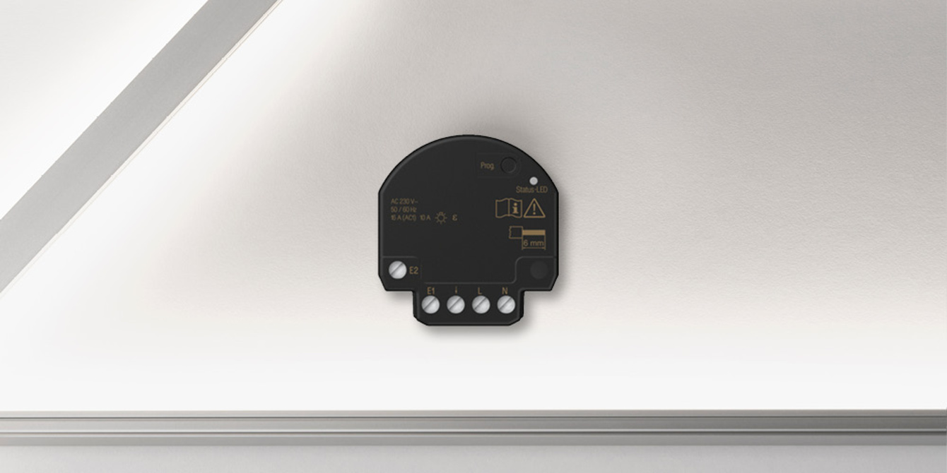 JUNG HOME Jalousieaktor Mini bei Elektro Kreiner in Weisendorf